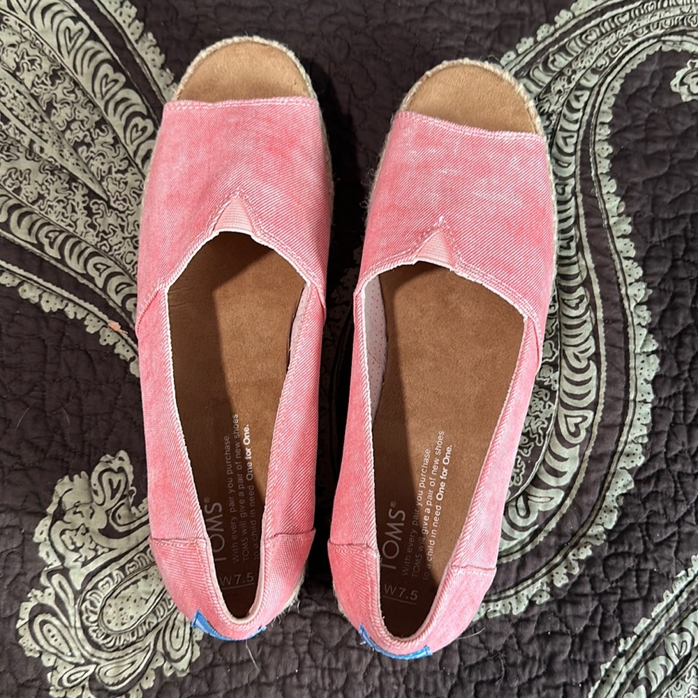 Toms Pink Canvas Open Toe Espadrille Sandals Sz 7.5